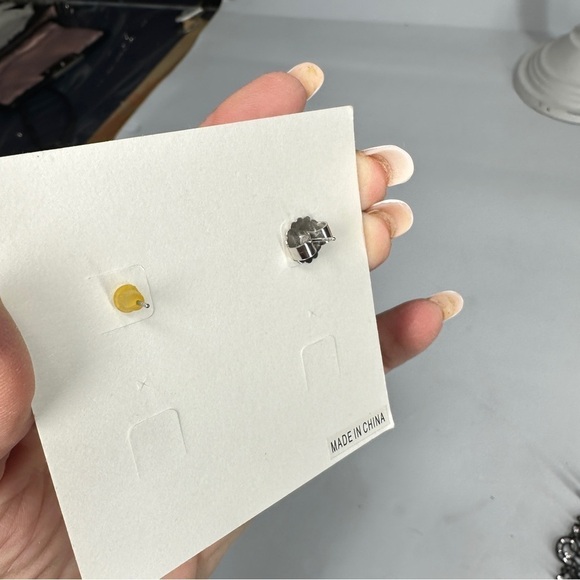 Lia Sophia “Ethereal” Vintage Silver Chandelier Crystal Earrings Jewelry pierced - Picture 5 of 7